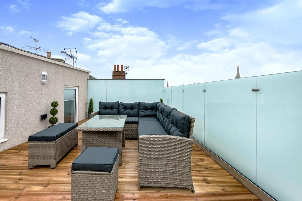 The Burton Penthouse By Fortuna Property Cheltenham Exterior foto