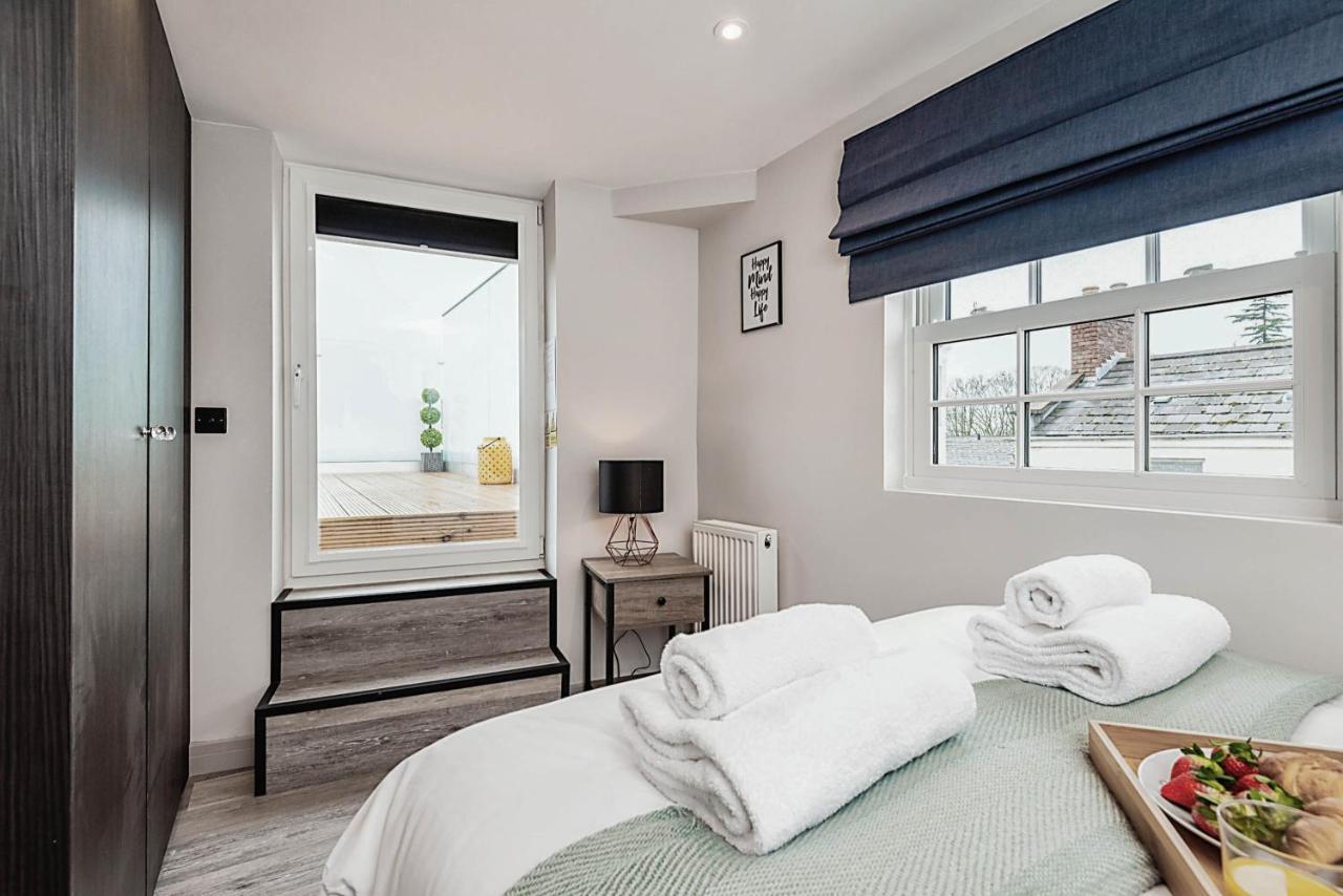 The Burton Penthouse By Fortuna Property Cheltenham Exterior foto